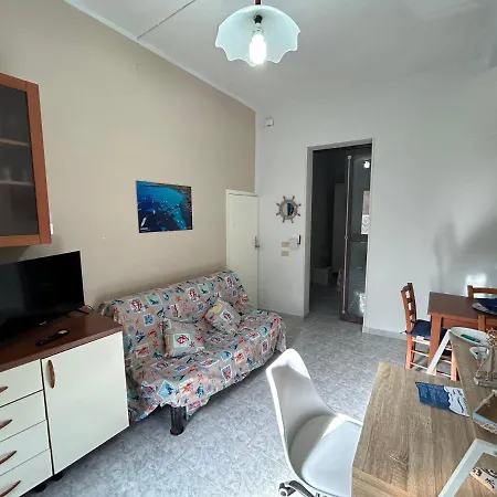 Ghiaccio Apartment *